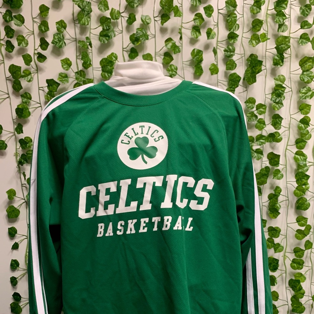 Long sleeve boys Celtics shirt